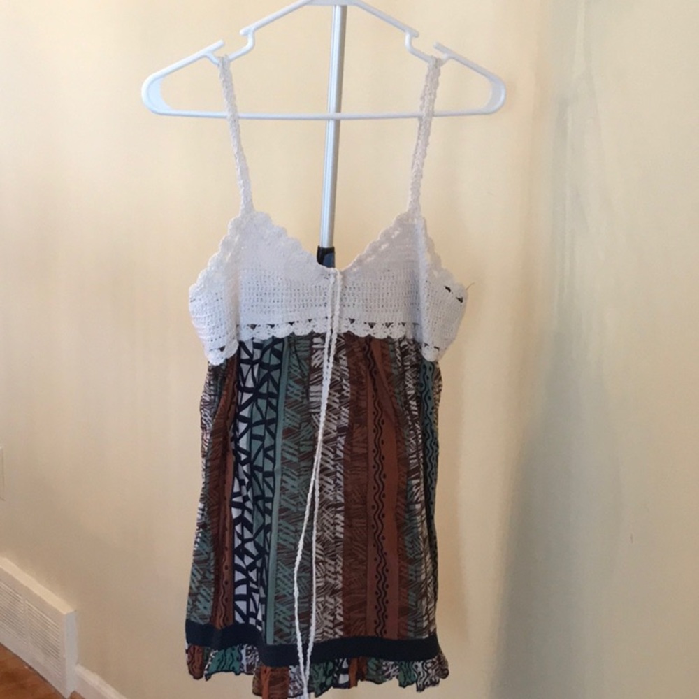 FOREVER 21 Crochet tank top